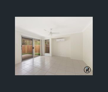 Modern 3 Bedroom Duplex!! - Photo 4