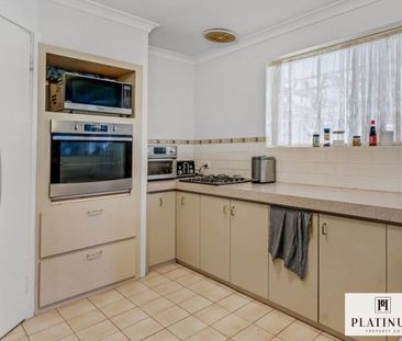 Relaxed, Light-Filled Living on the Peaceful Outskirts of Usher - Photo 5