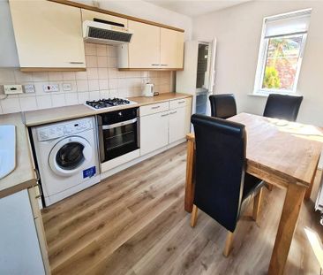 2 bedroom terraced house to rent - Photo 5