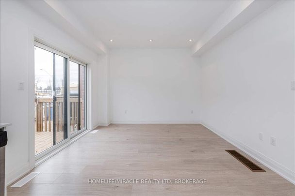 For Lease - 4 Haven Lane, Barrie, Ontario - Photo 1