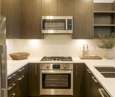 Bridgeland 1 Bed Condo | Parking • Storage | Heat & Water Included - Photo 2