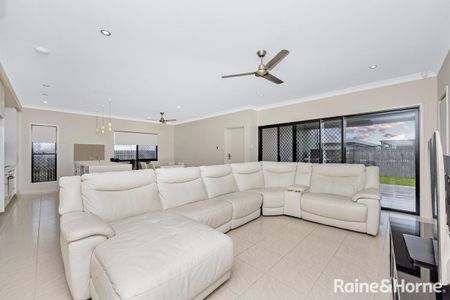 5 The Burlings, Shaw, QLD 4818 - Photo 4