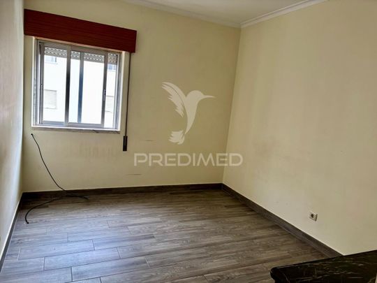 Apartamento t3 no carregado - Photo 1