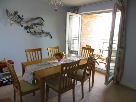 2 bedroom apartment to rent - Photo 5