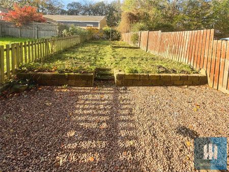 3 bedroom terraced house to rent - Photo 5