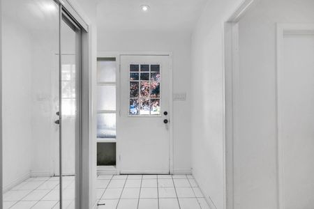 For Lease - 22 Brightside Drive, Toronto, Ontario - Photo 3