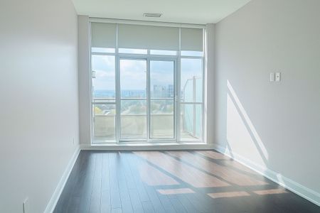 For Lease - 2470 Prince Michael Drive Unit# 701, Oakville, Ontario - Photo 2