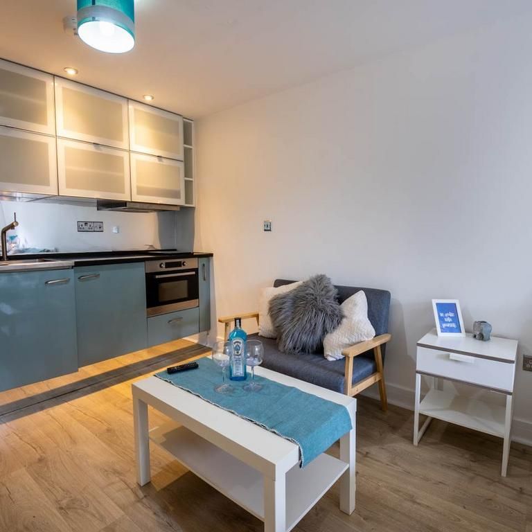 Studio to rent - Photo 1