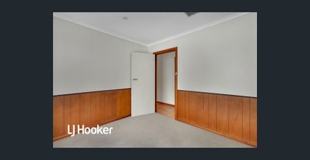 Light Filled Home with Flexible Floorplan - Photo 5