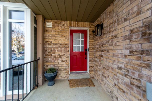 For Lease - 5 Amulet Crescent, Richmond Hill, Ontario - Photo 1