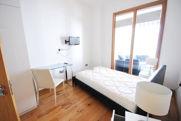 1 Bed - Grainger Street, Newcastle - Photo 1