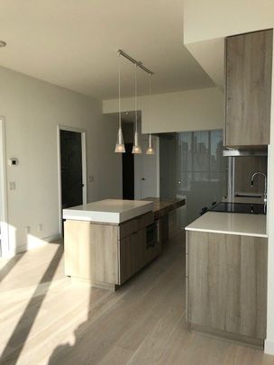 For Lease - 101 Charles Street Unit# 2202, Toronto, Ontario - Photo 1