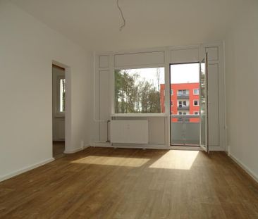 3-room apartment with guaranteed sunshine! - Photo 1