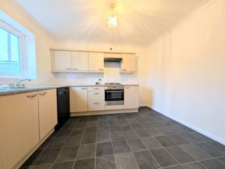 Dorset Road, Bognor Regis 3 bedroom terraced house to rent - Photo 4