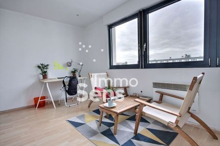 Location appartement - Lille VIEUX LILLE - Photo 2