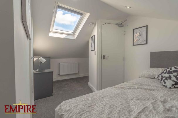 1 bedroom in a house share to rent - Photo 1