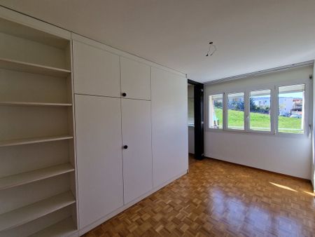 Rent a 4 ½ rooms apartment in Balerna - Foto 4