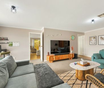Neat and Tidy home! - Photo 5