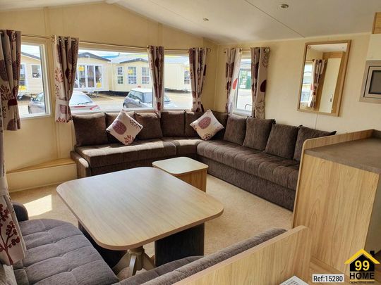 2 bedroom park home to rent - Photo 1