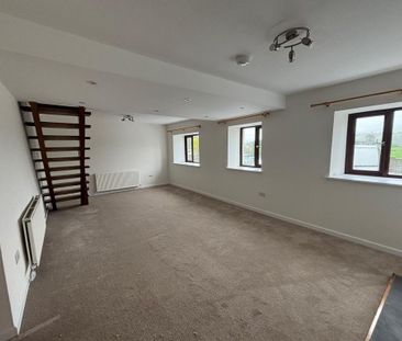 4 bedroom detached house to rent - Photo 3