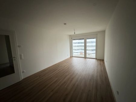 3 Zimmerwohnung mit großer Loggia - unbefristeter Mietvertrag - Photo 5