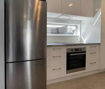 Stylish Living in Central Christchurch - City Centre, 2 bedrooms - Photo 5