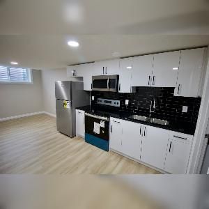 1 Bed 1 Bath Suite Chappelle For Rent - Photo 2