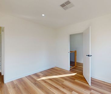 Modern Double-Storey Living in Prime Gladstone Park Location - Photo 5