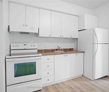 For Lease - 289 Blackthorn Avenue, Toronto, Ontario - Photo 4