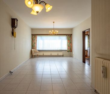 Verzorgd appartement op de gelijkvloerse verdieping met garagebox! - Foto 1