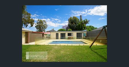 Spacious Living in Rossmoyne Catchment - Photo 5