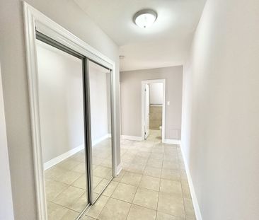 For Lease - 9 Thirty Third Street Unit# 211, Toronto, Ontario - Photo 3