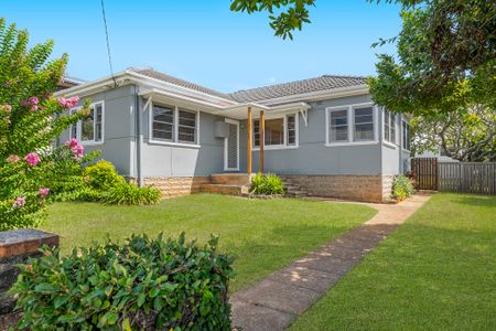 81 Grant Street, Port Macquarie NSW 2444 - House For Rent | Domain - Photo 4