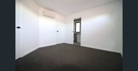 Near New Delight!! Open for Inspection this Saturday 11:30am - 11:45am! - Photo 3