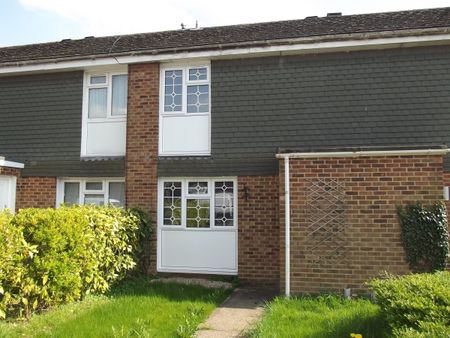 3 bedroom terraced house to rent - Photo 2