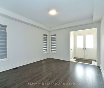 For Lease - 210 Mckean Drive, Whitchurch-Stouffville, Ontario - Photo 5