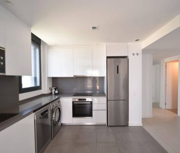 3 room luxury Apartment for rent in Vilanova i la Geltrú, Catalonia - Photo 2