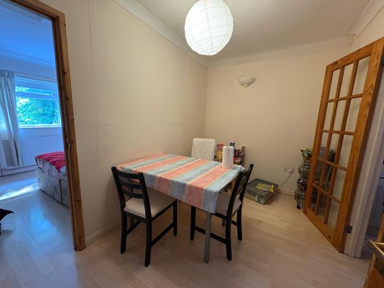 Station Road, West Drayton - Photo 1