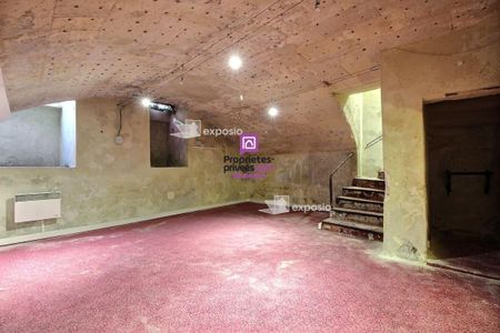 Location Appartement 1 pièce 196m² ARLES 13200 - Photo 4