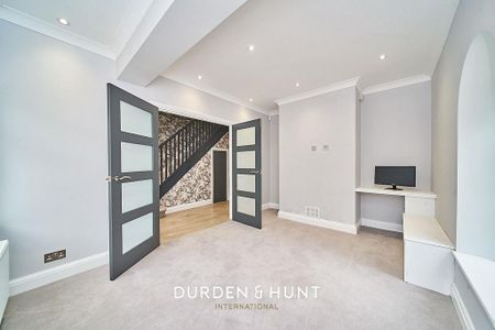 4 bedroom detached house to rent - Photo 4