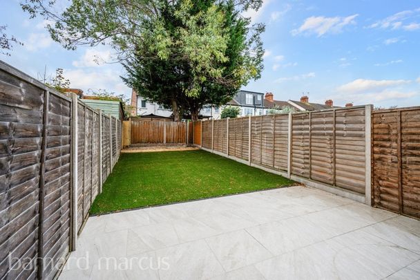 Sorrento Road, SUTTON - Photo 1