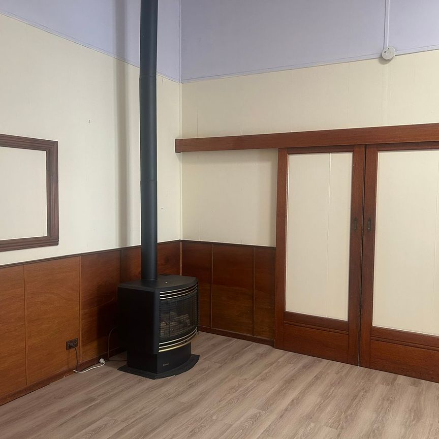 Three bedroom house - Photo 1