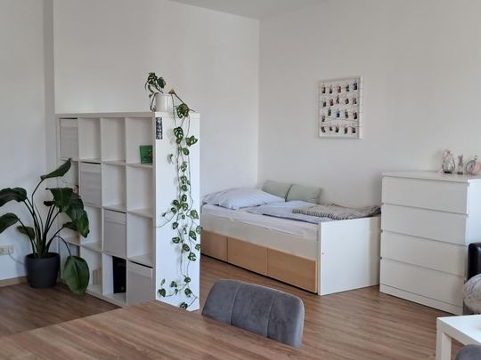 Reizende, gepflegte 1 Zimmerwohnung, 36,90m2 WNfl, ablösefreie Küche, 2.Liftstock, Top 16 - Photo 1