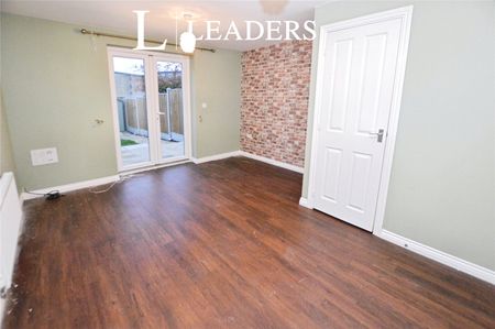 2 bedroom house to rent Kensington Road, Colchester, Essex, CO2 - Photo 2