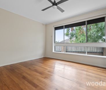 Neat & Spacious Home in Prime Location - Photo 2