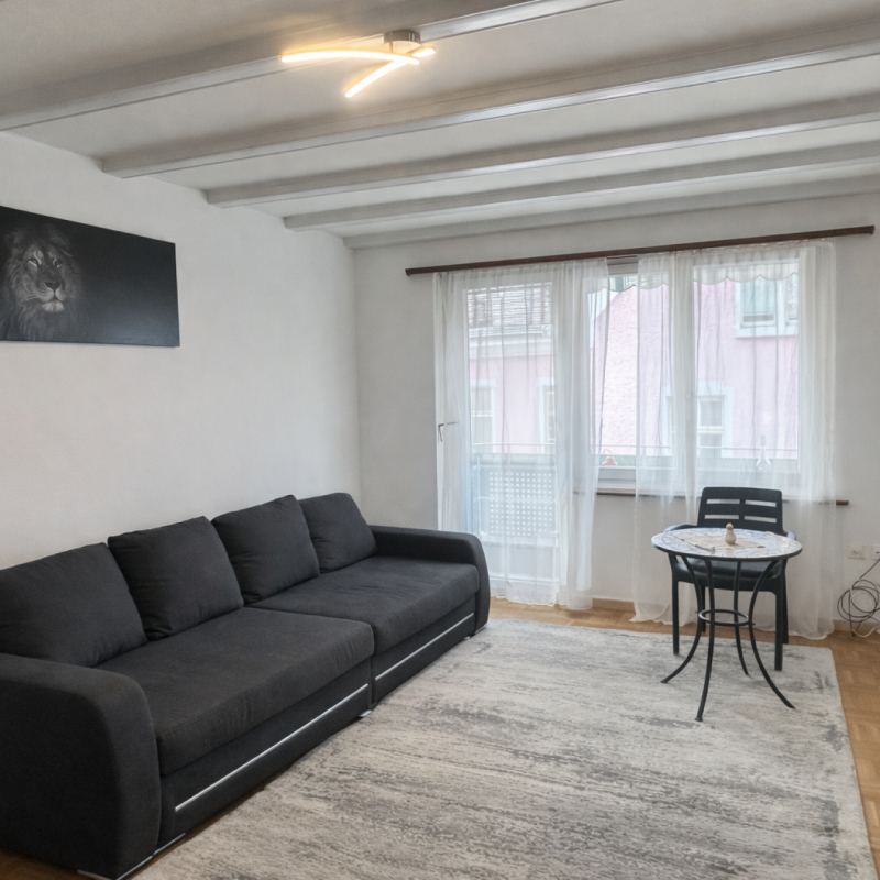 Geräumige 3.5 Zimmer-Wohnung an zentraler Lage - Photo 1