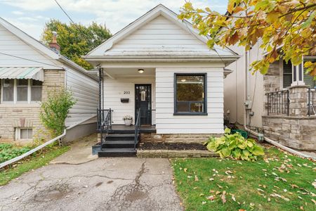 For Lease - 203 Virginia Avenue, Toronto, Ontario - Photo 3