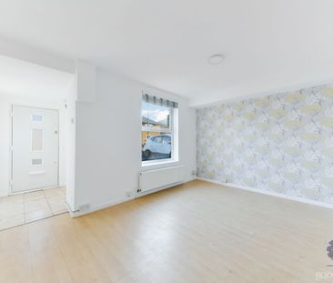 Peterborough Road, Carshalton, SM5 - Photo 1