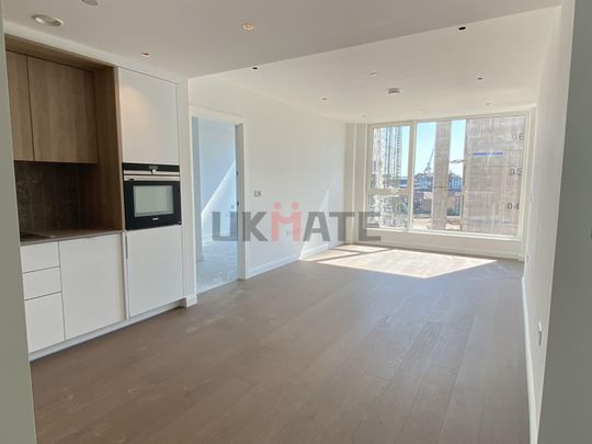 Oval Village 1 room1 - Photo 1