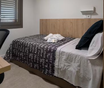 Carrer de Sant Donís, Valencia, Valencian Community 46003 - Photo 3